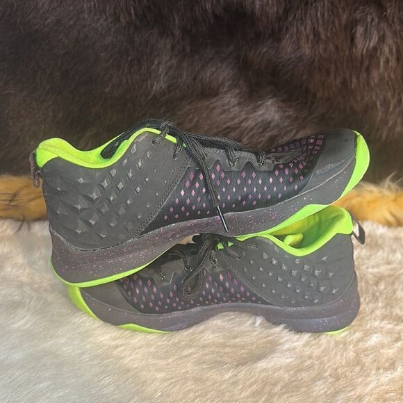 Nike extra fly Jordan shoes 6.5 (2700) - Picture 6 of 10